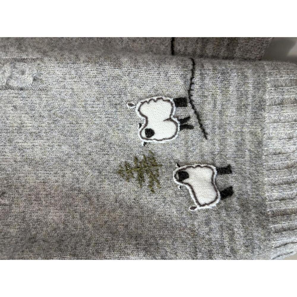 Woolrich Gray Cowl Neck Sweater with Sheep Design - Picture 3 of 7